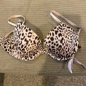 Victoria Secret lined Demi bra